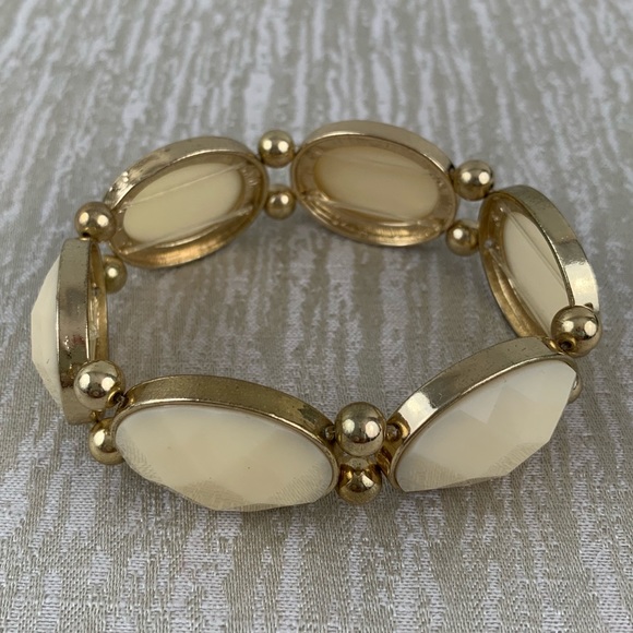 Vintage Jewelry - 👑 VINTAGE STRETCH BRACELET 💯AUTHENTIC